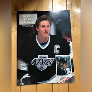 Beckett Hockey Card Monthly Sept/Oct '90 Gretzky Price Guide Magazine Issue #1
